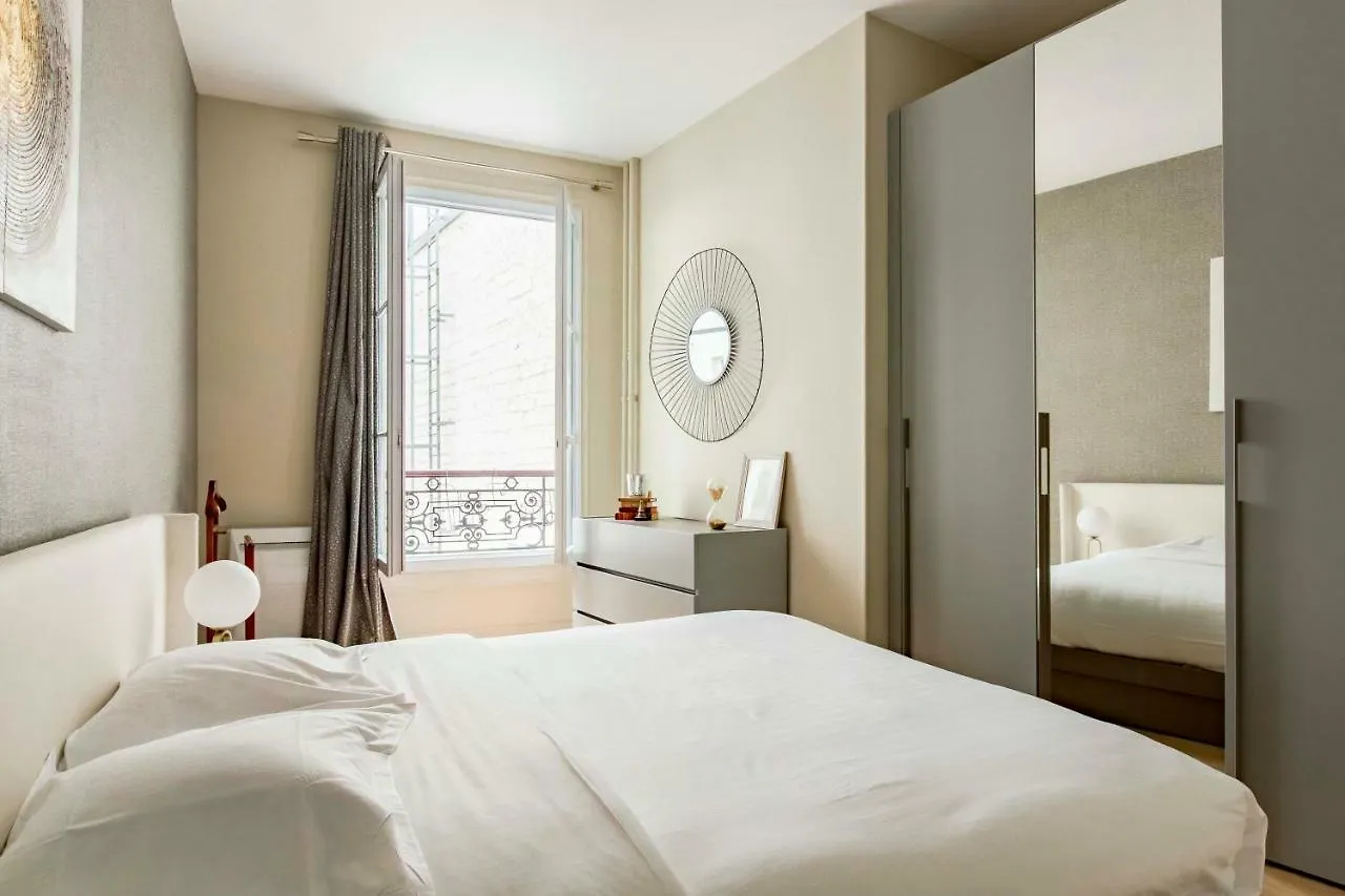 Veeve - Jazzy Blues By Chatelet * Paris